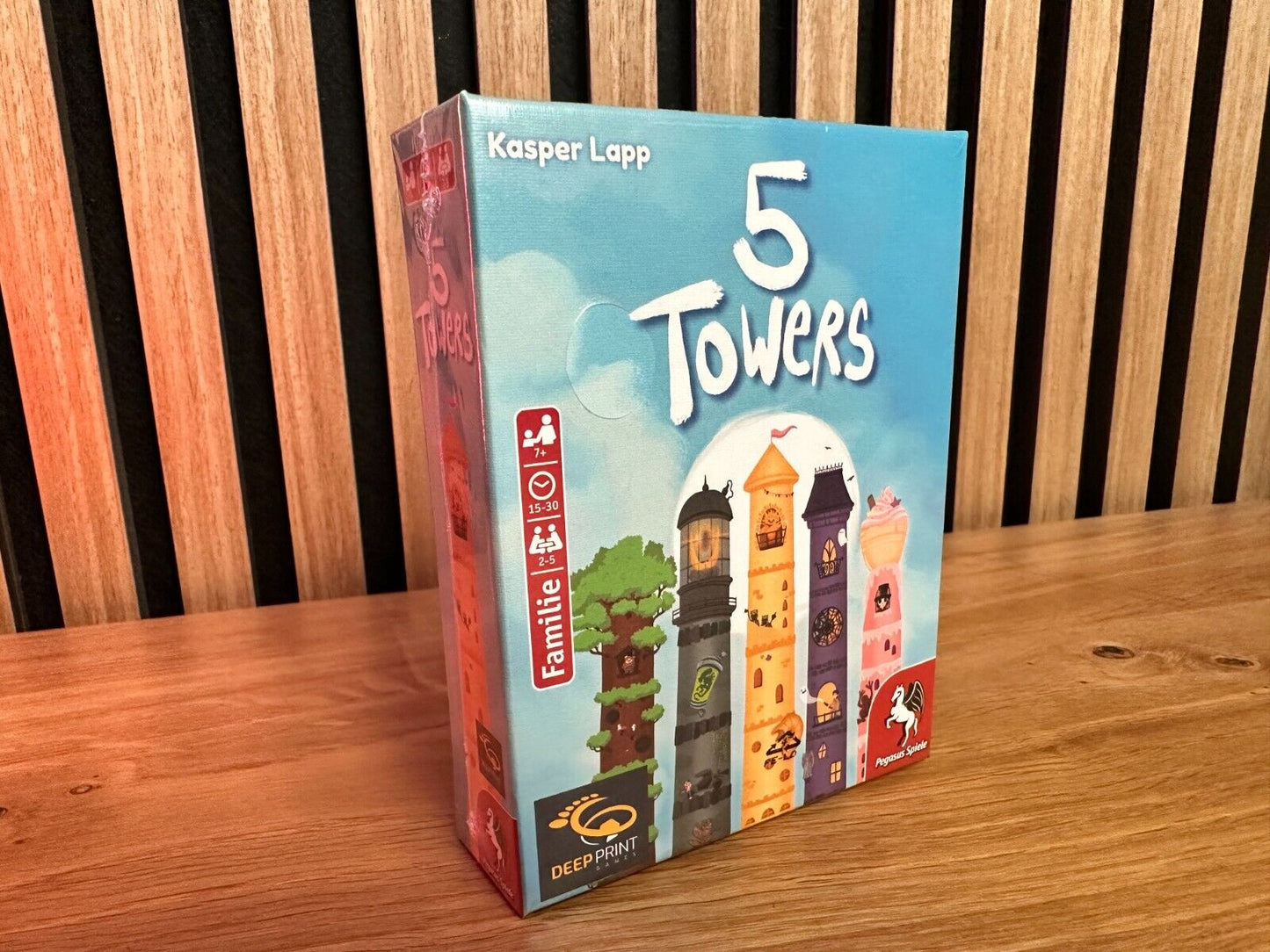 5 Towers | Neuheit 2023 | Kartenspiel/Brettspiel | Deep Print Games | Deutsch